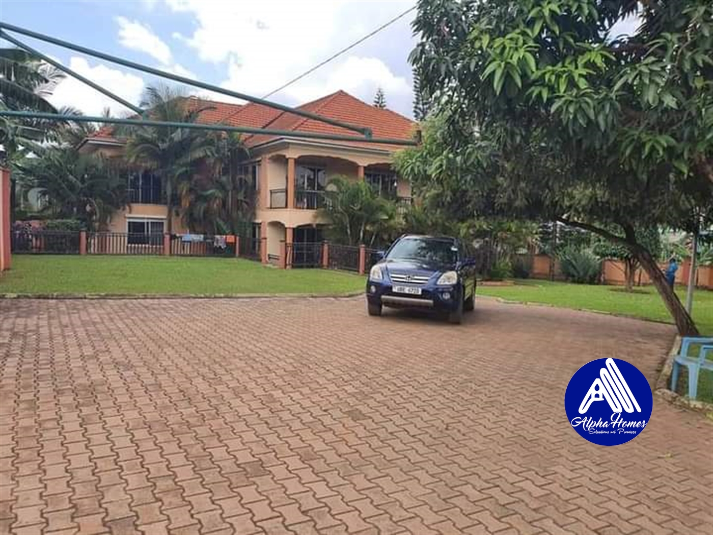 Mansion for sale in Kololo Kampala