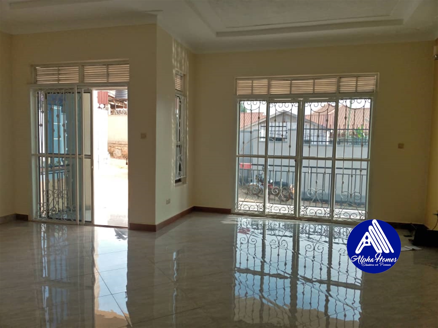 Bungalow for sale in Kitende Wakiso