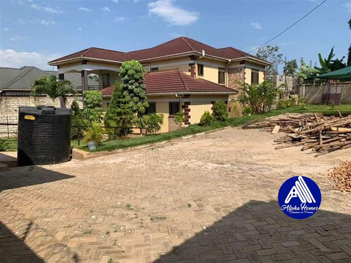 Mansion for sale in Najjera Wakiso