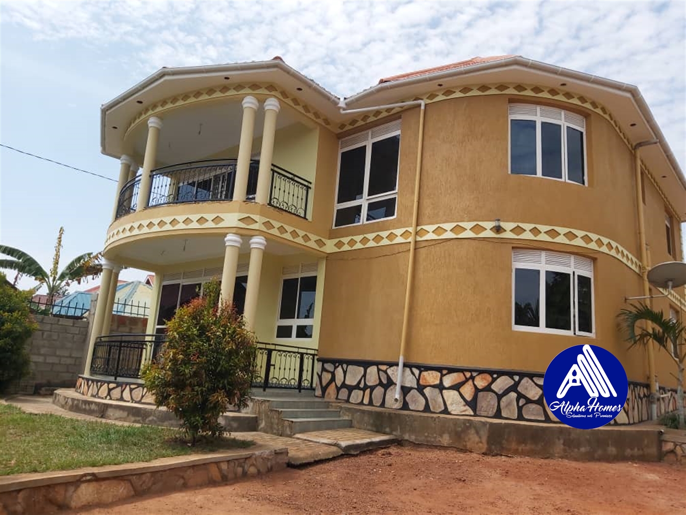 Storeyed house for sale in Kigo Wakiso