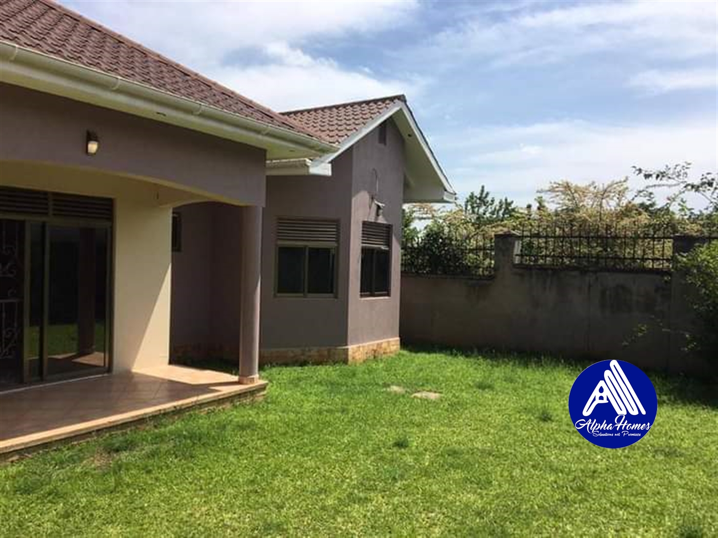 Bungalow for sale in Kira Wakiso