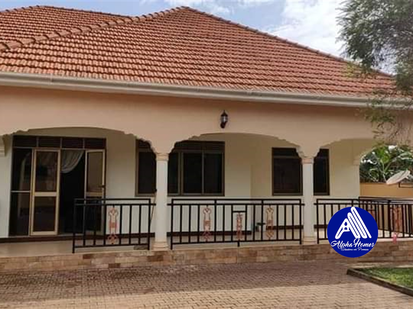 Bungalow for sale in Munyonyo Kampala