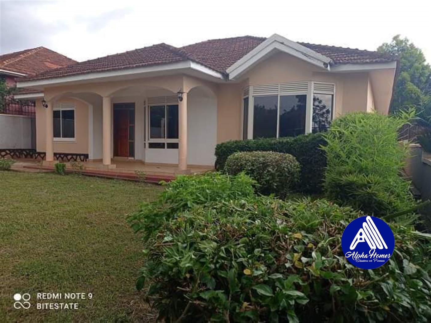 Bungalow for rent in Kira Wakiso