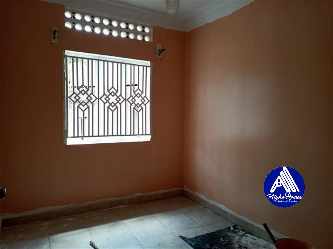 Bungalow for rent in Naalya Kampala