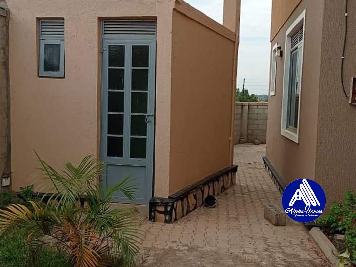 Bungalow for rent in Kira Wakiso