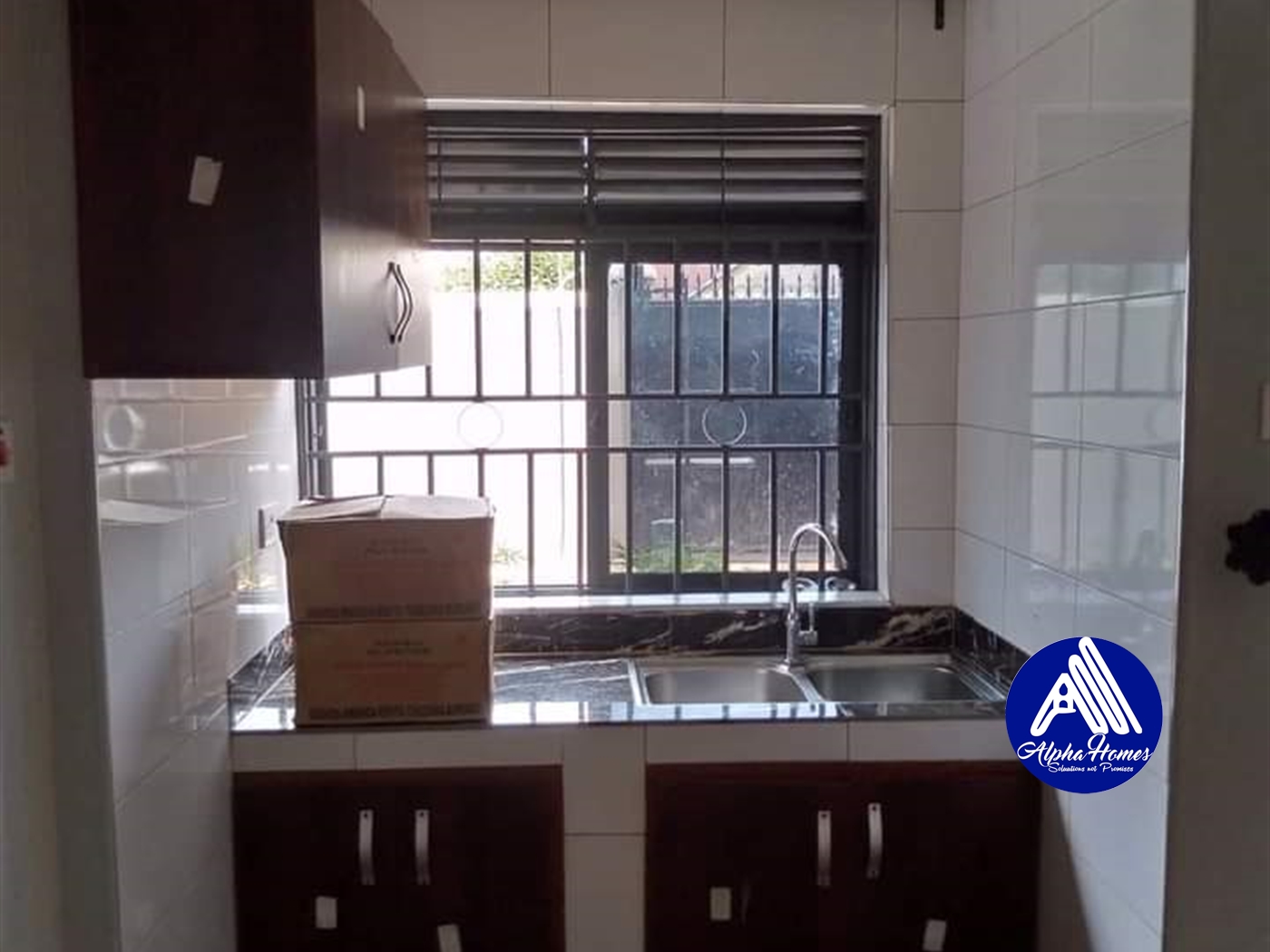 Semi Detached for rent in Kulambilo Kampala