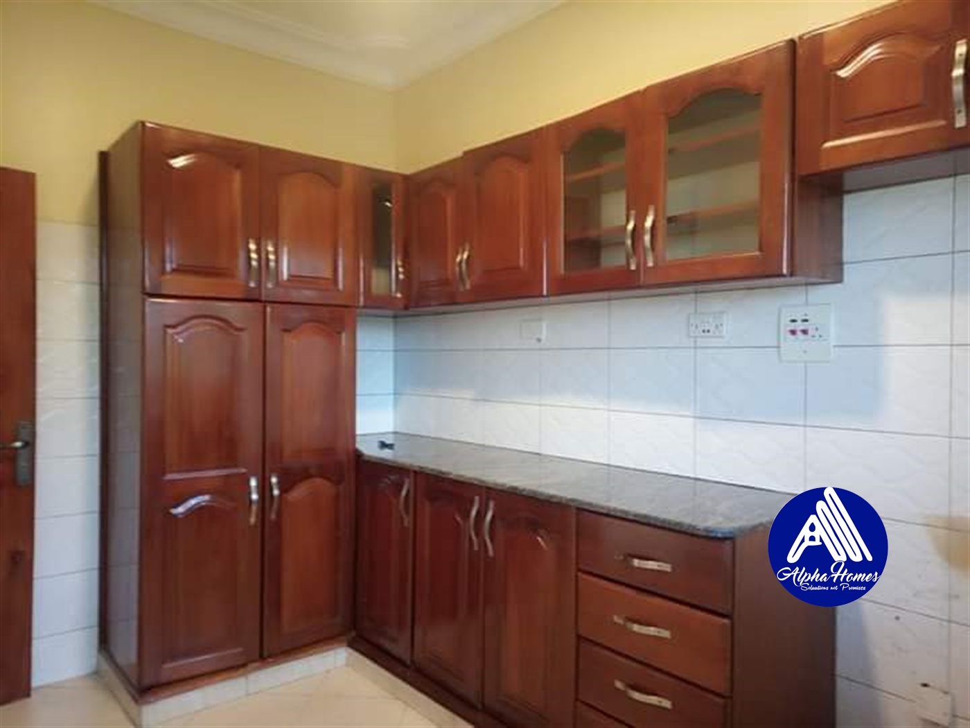 Apartment for rent in Mutungo Kampala