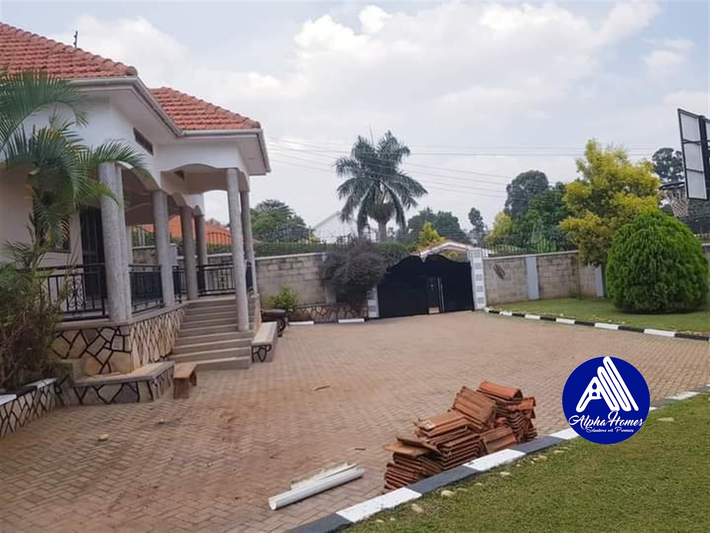 Bungalow for rent in Buziga Kampala