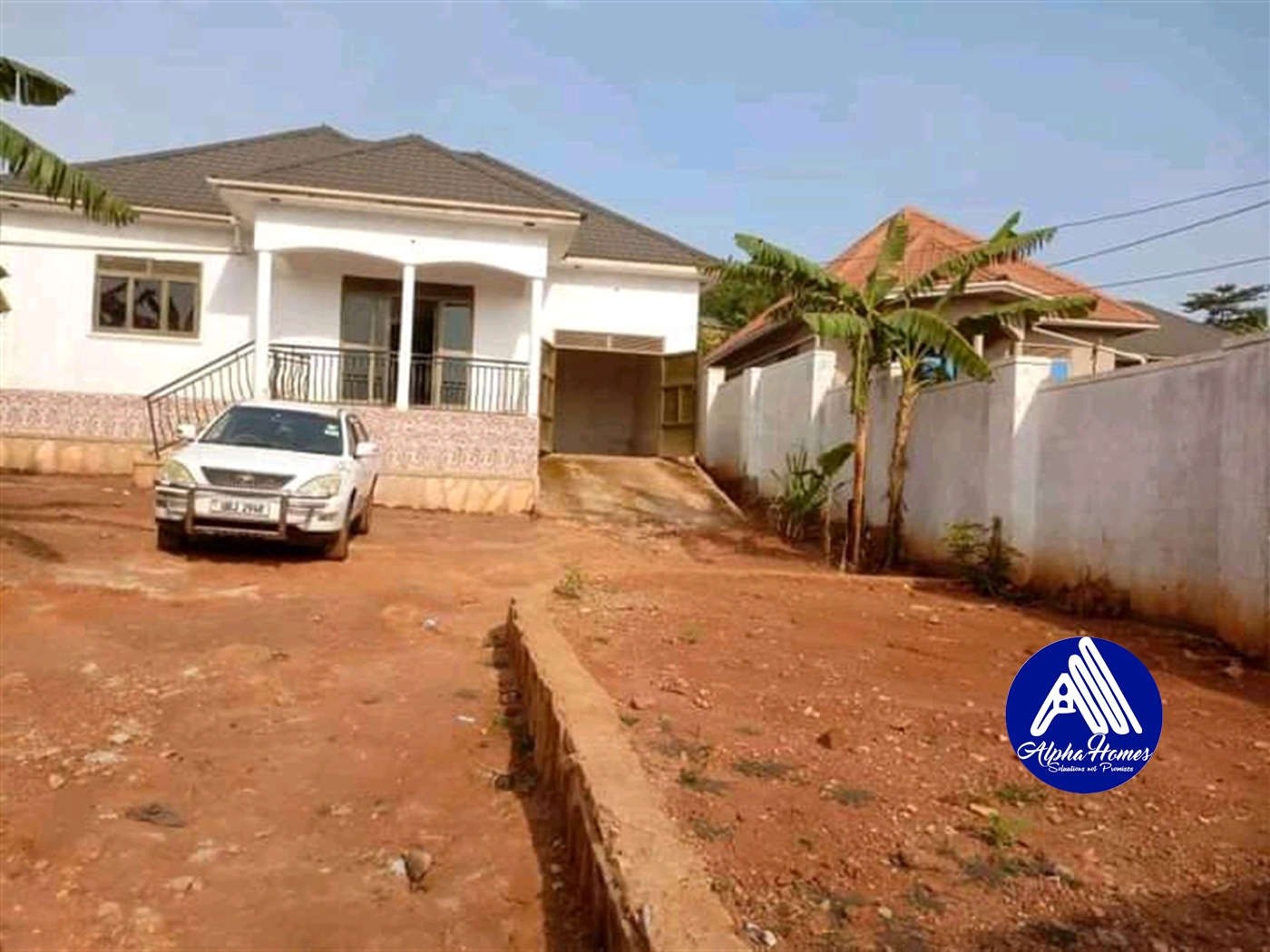 Bungalow for sale in Nansana Wakiso