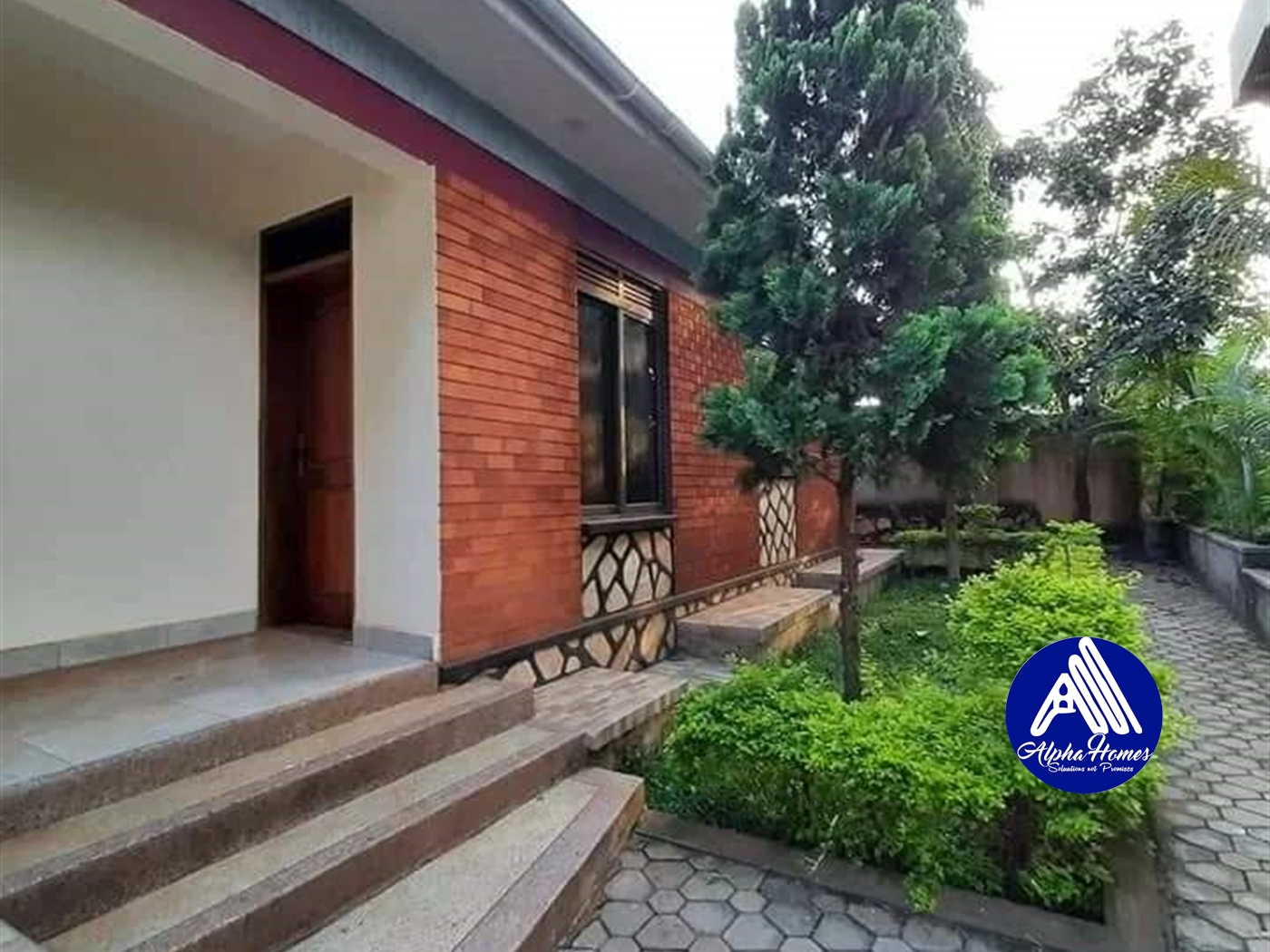 Semi Detached for rent in Kisaasi Kampala