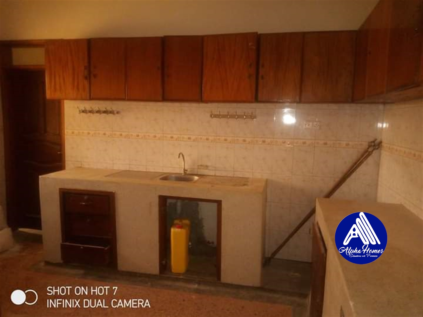 Bungalow for rent in Kira Wakiso