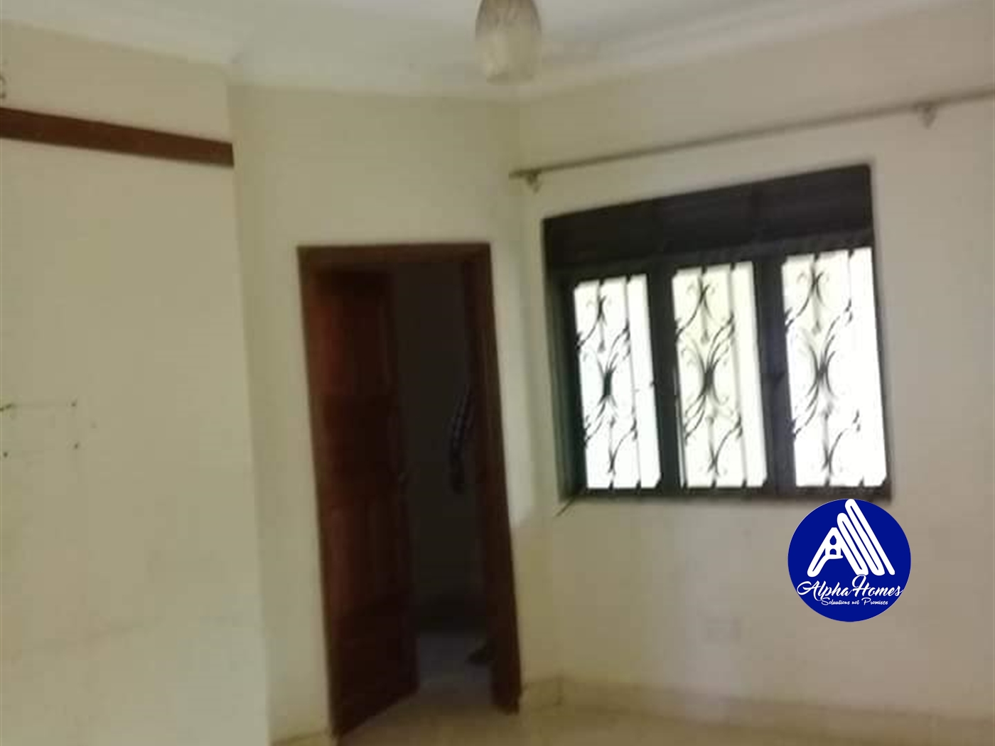 Semi Detached for rent in Mpererwe Kampala