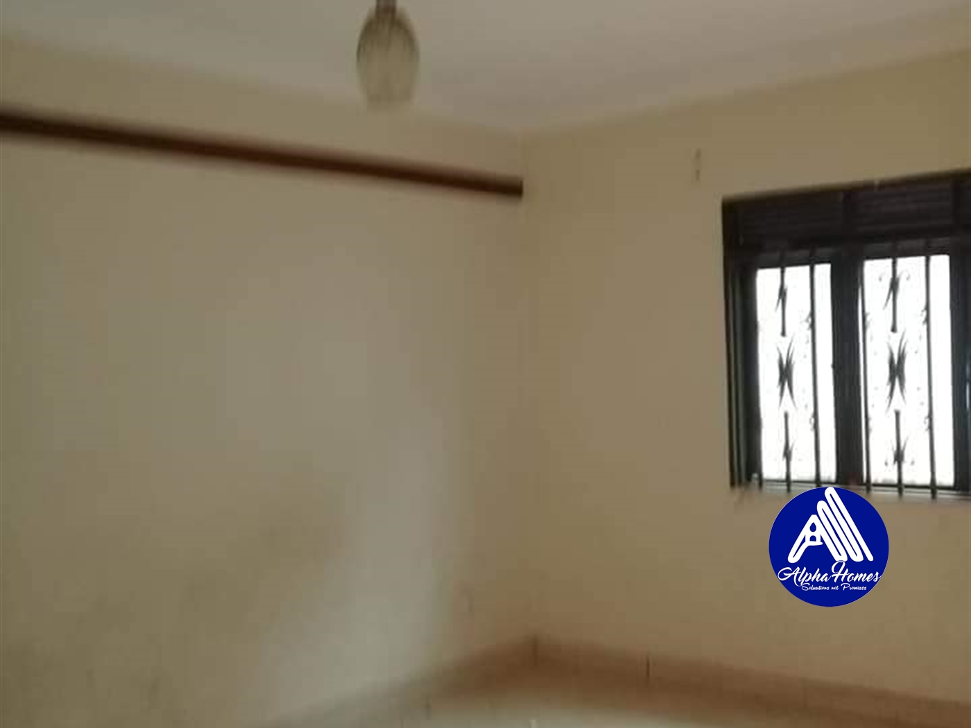 Semi Detached for rent in Mpererwe Kampala