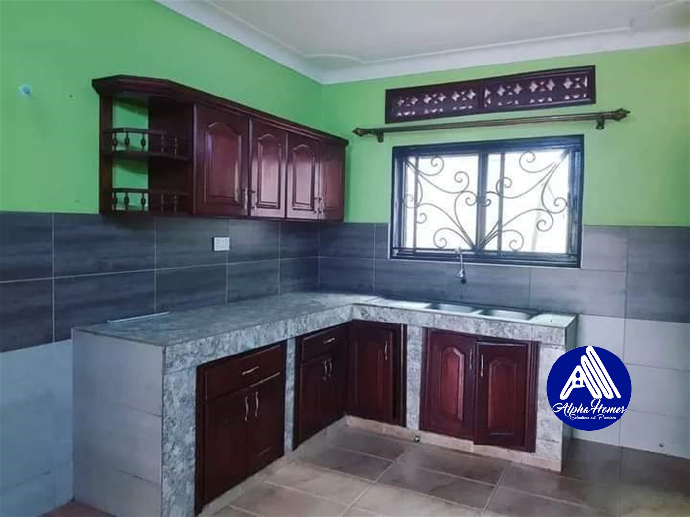 Semi Detached for rent in Muyenga Kampala