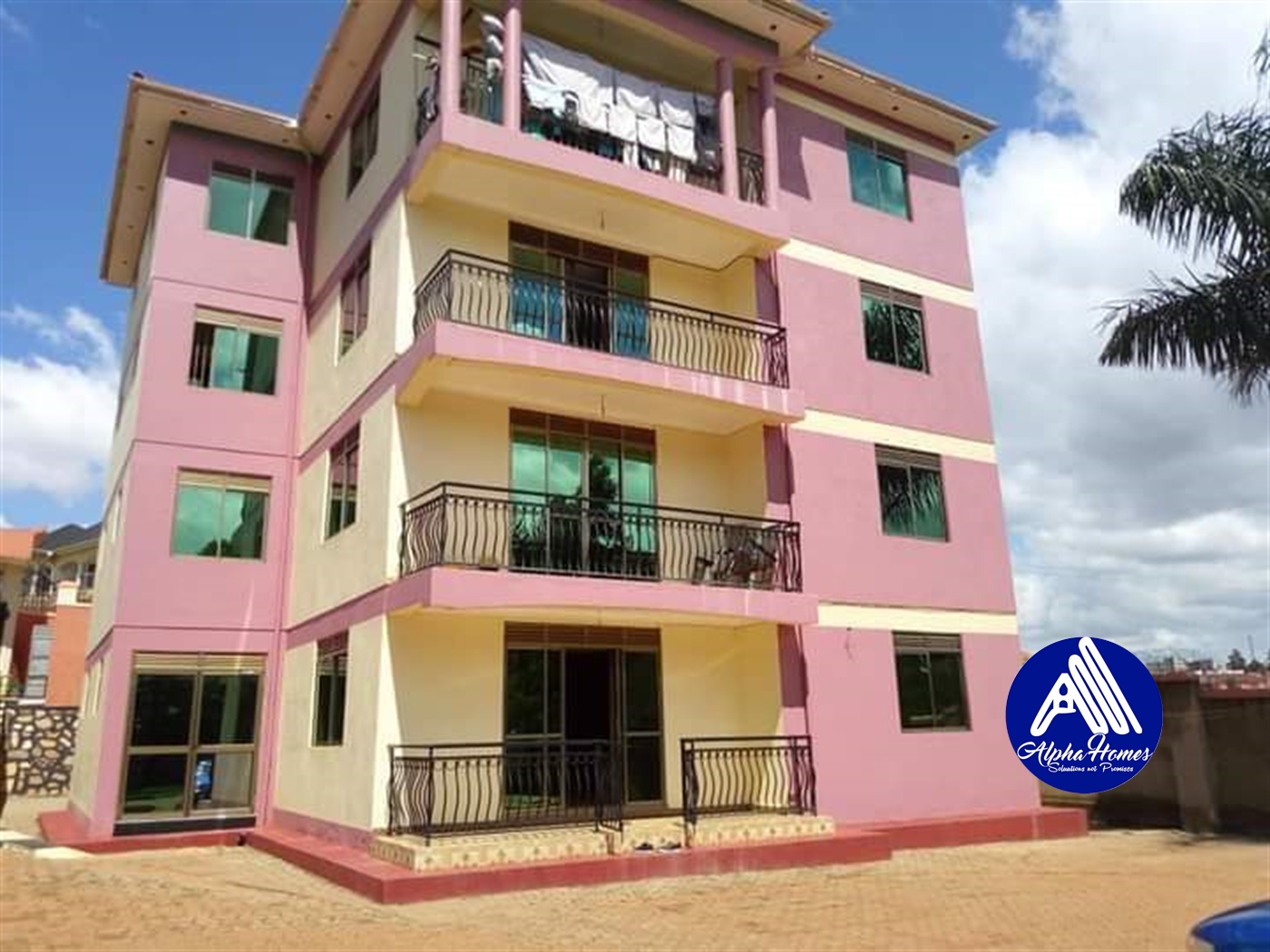 Apartment for rent in Kiwaatule Kampala