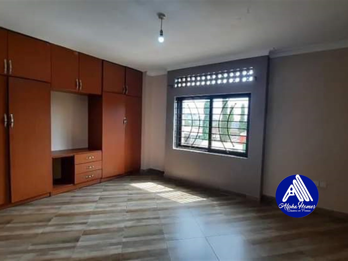 Apartment for rent in Kiwaatule Kampala