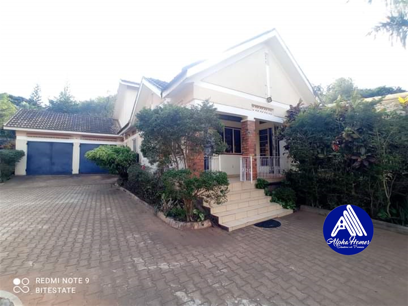 Bungalow for rent in Naguru Kampala