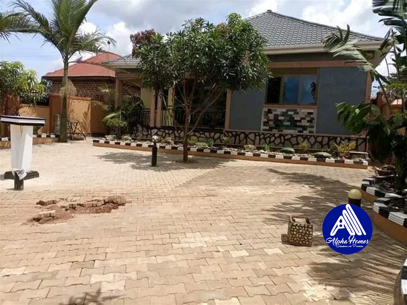 Bungalow for sale in Wakisocentre Wakiso