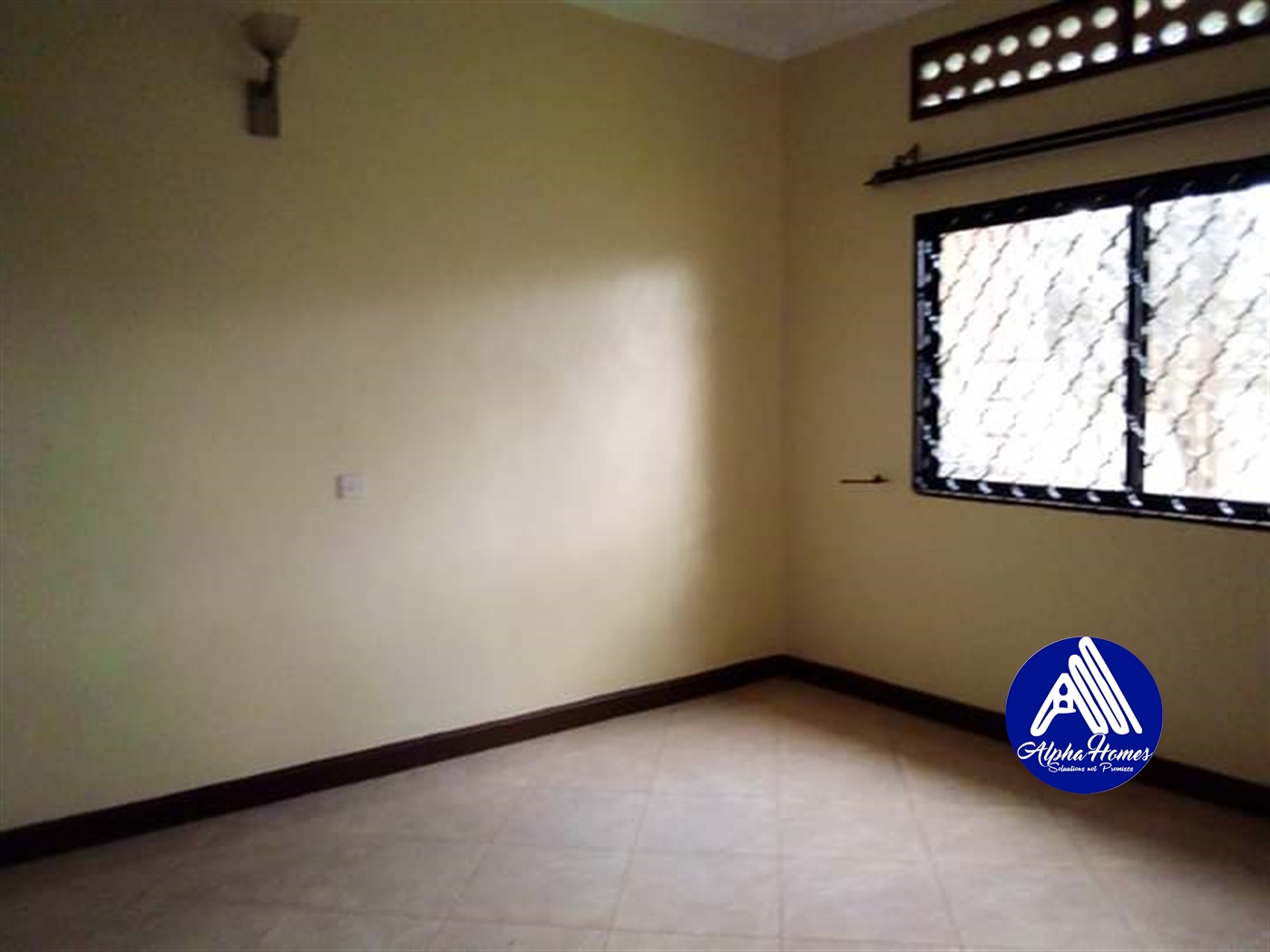 Bungalow for rent in Najjera Wakiso