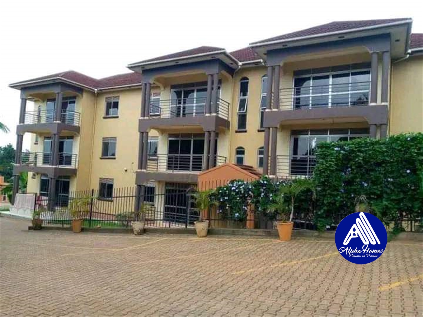 Apartment for rent in Kiwaatule Kampala