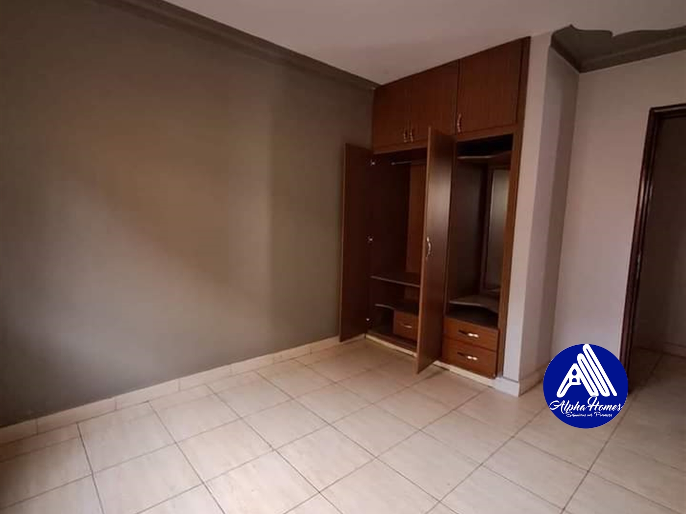 Apartment for rent in Kiwaatule Kampala