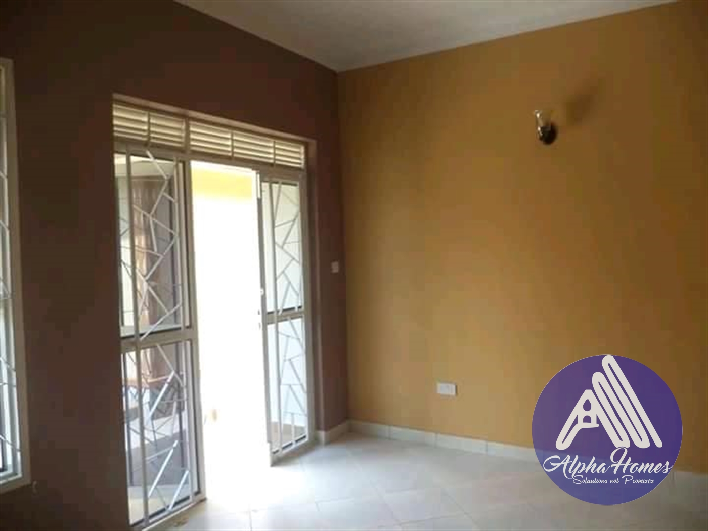 Semi Detached for rent in Kisaasi Kampala