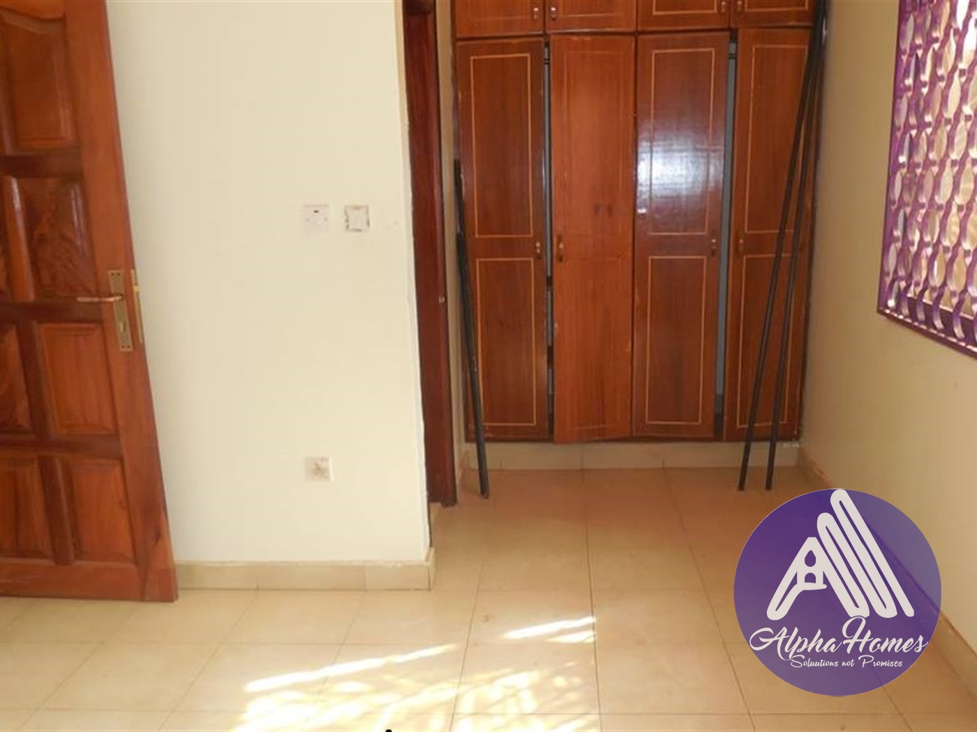 Semi Detached for rent in Kyaliwajjala Wakiso