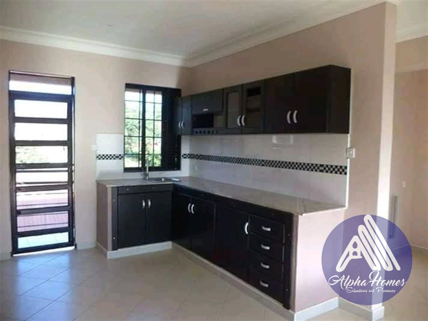 Apartment for rent in Kisaasi Wakiso