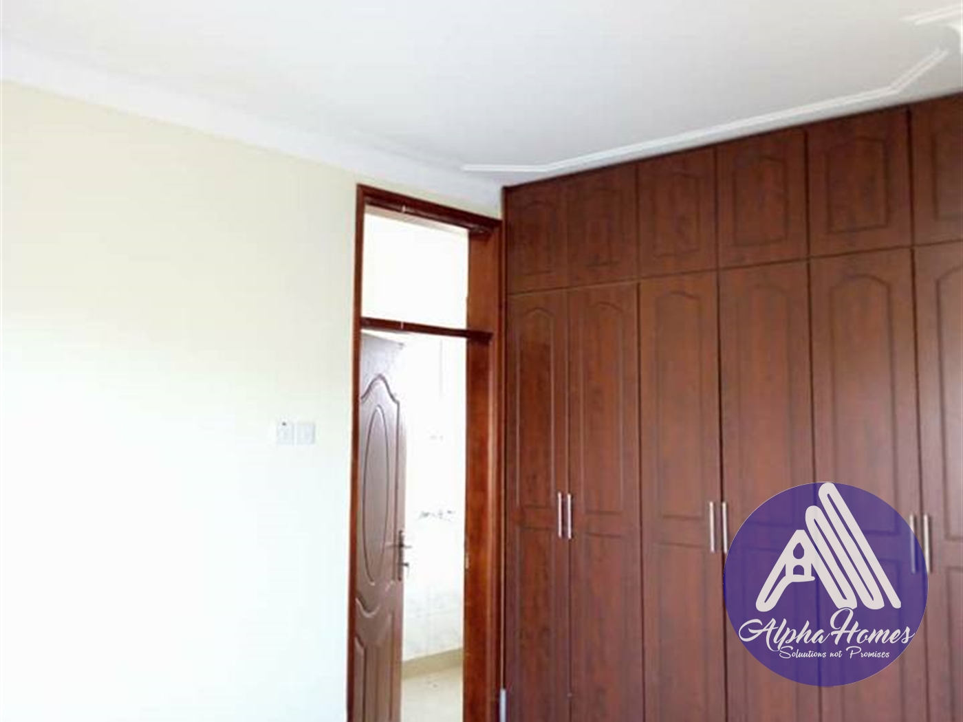 Apartment for rent in Kisaasi Kampala