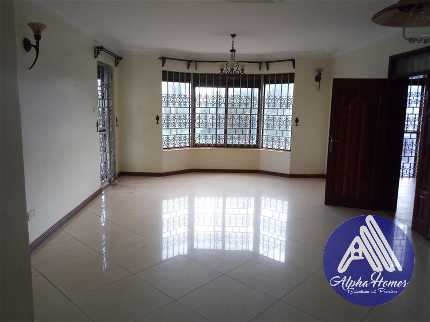 Apartment for rent in Kiwaatule Kampala