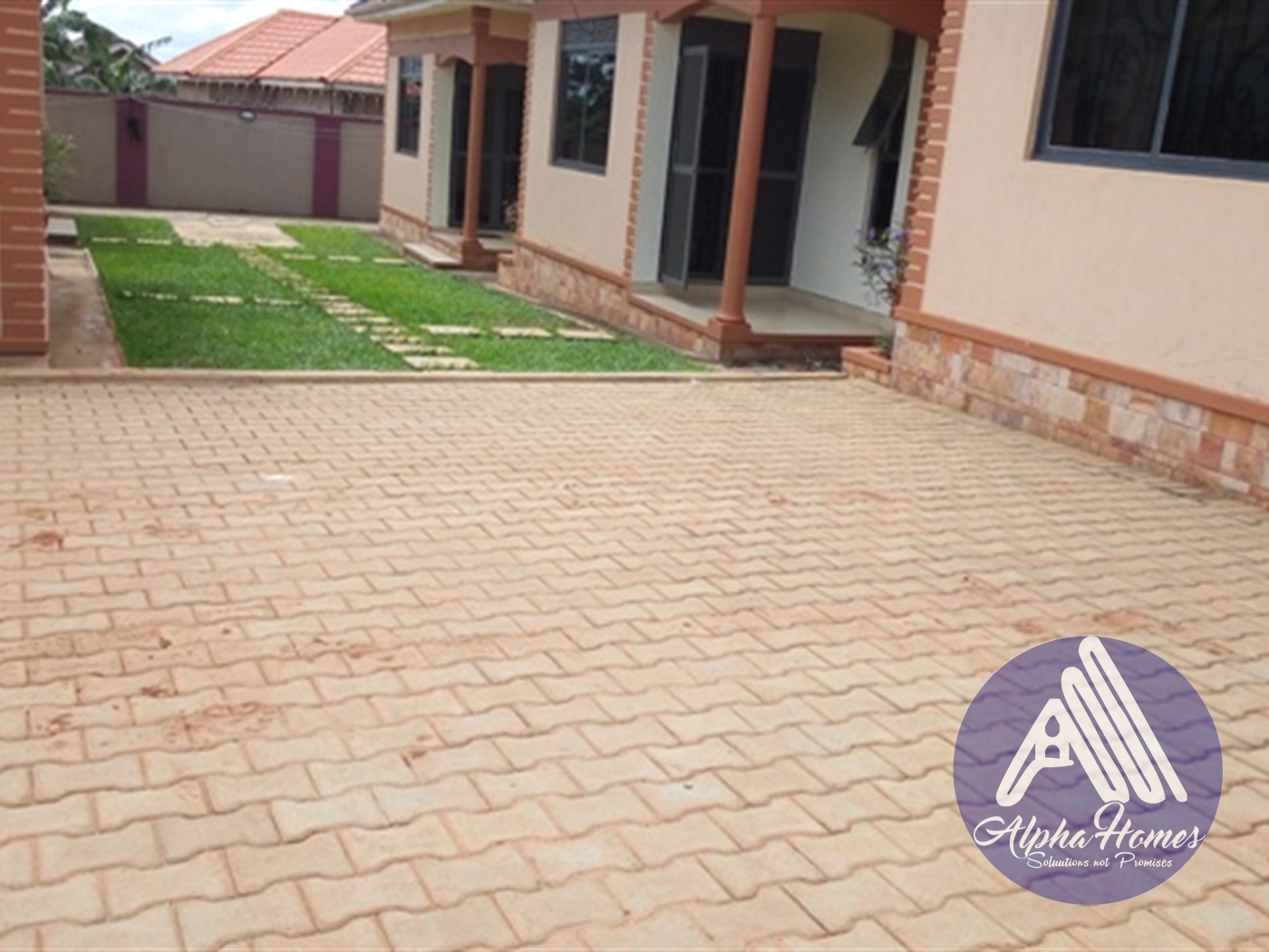 Semi Detached for rent in Kira Wakiso