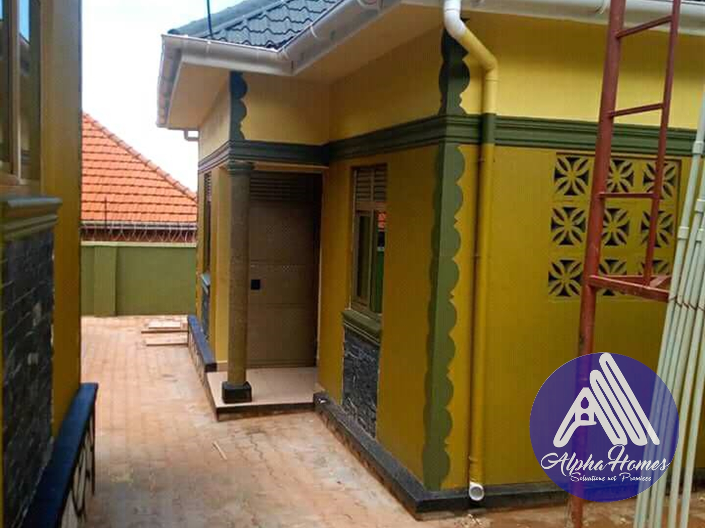 Bungalow for sale in Kitende Wakiso