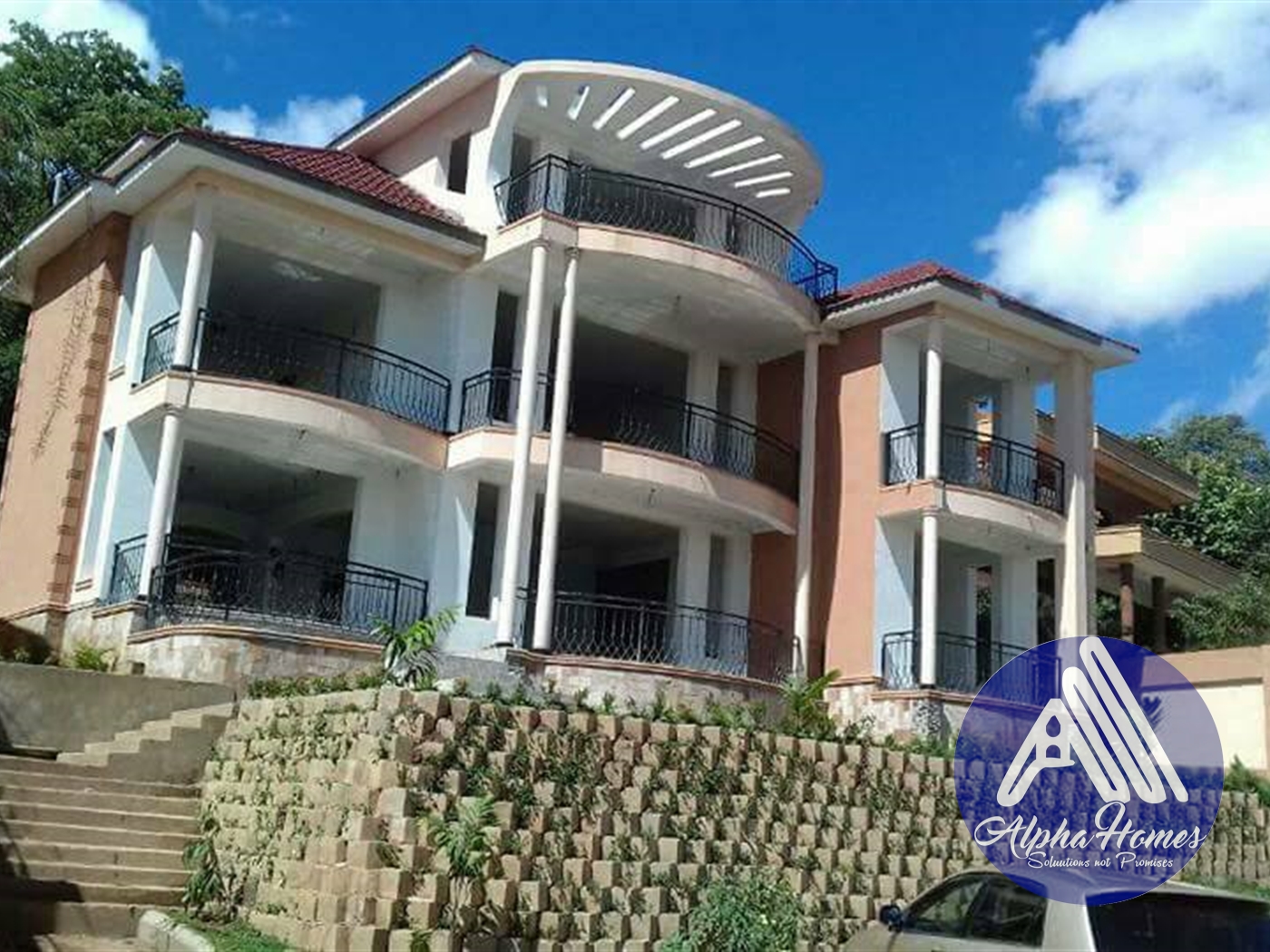 Apartment for sale in Kisaasi Kampala