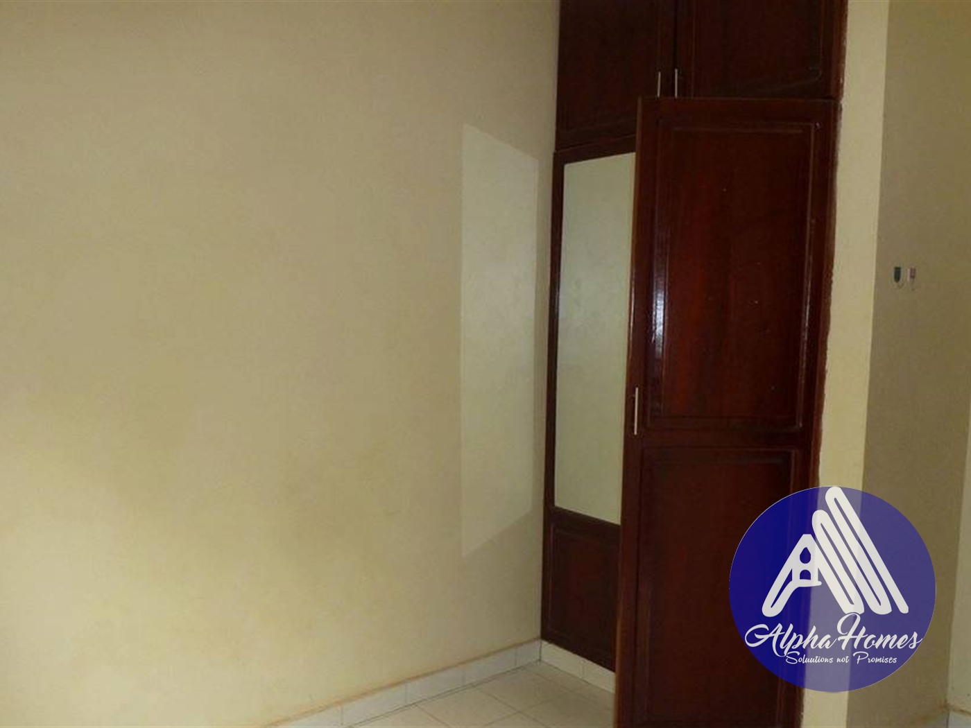 Semi Detached for rent in Kyaliwajjala Wakiso