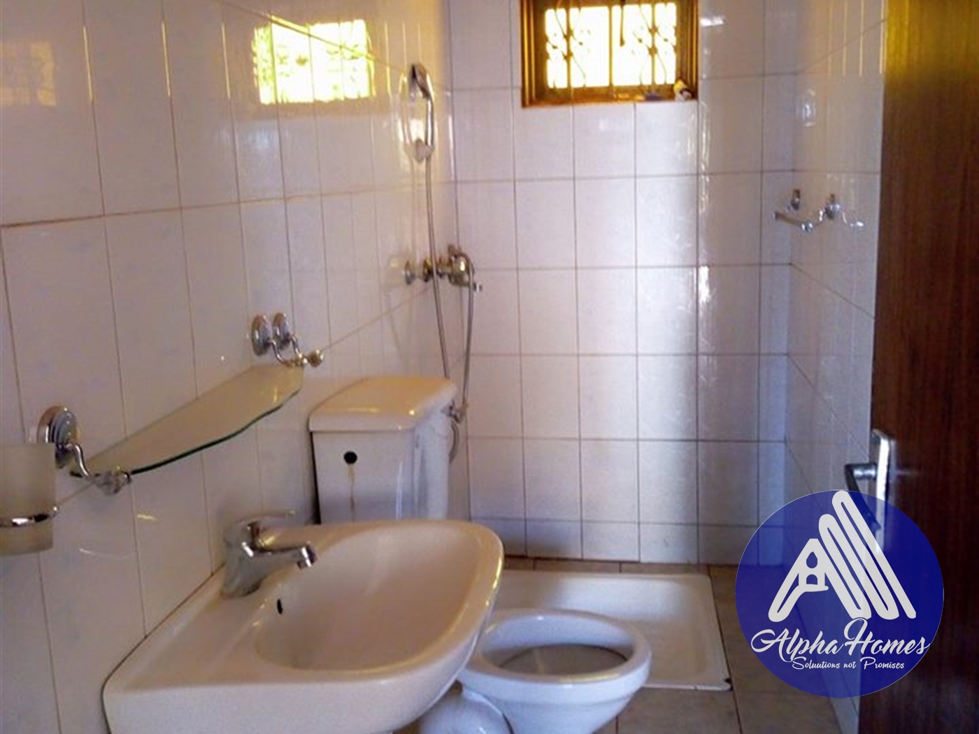 Apartment for rent in Kisaasi Kampala