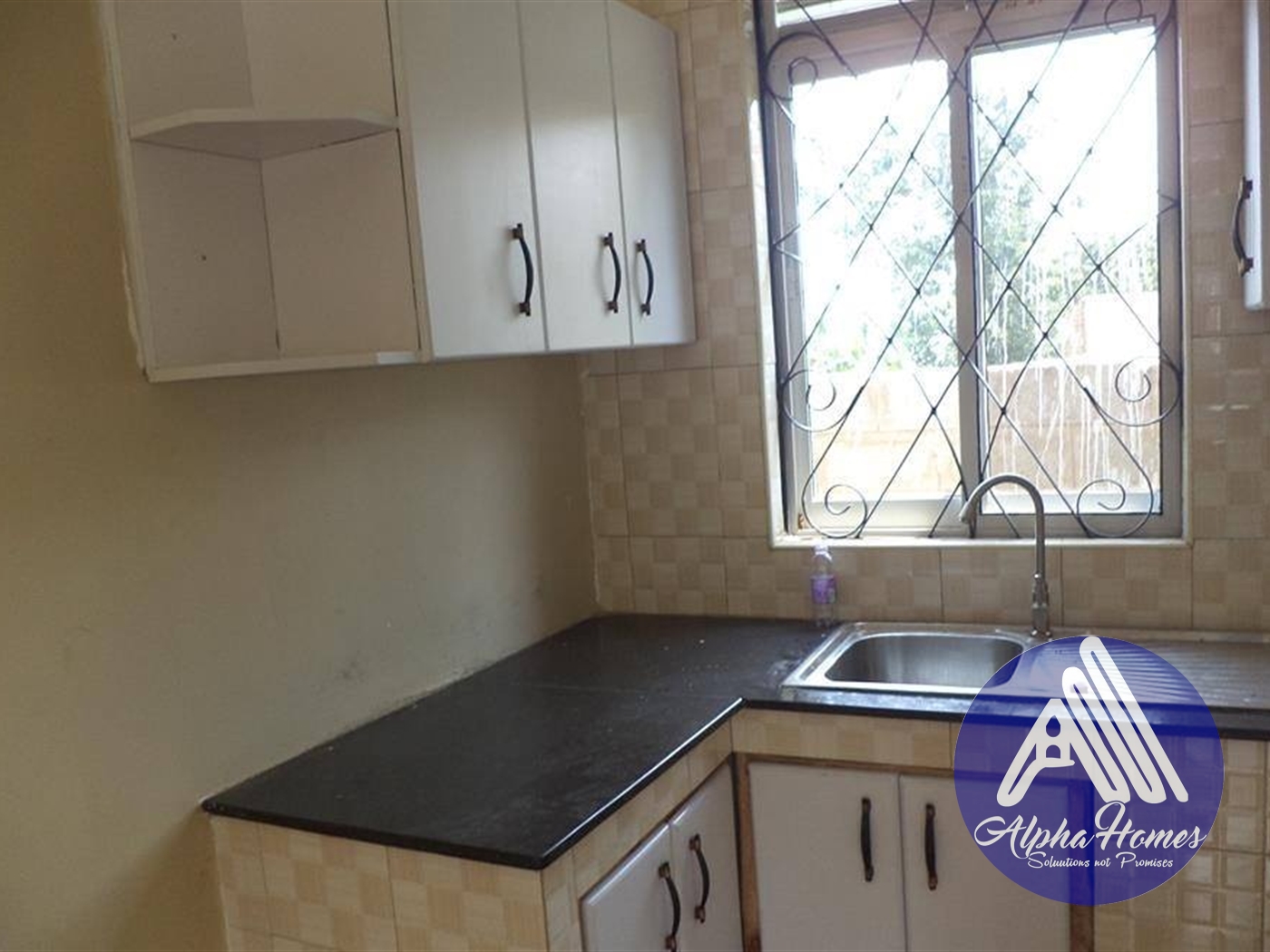 Semi Detached for rent in Kyanja Kampala