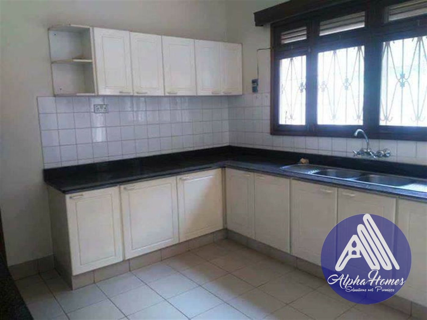 Apartment for rent in Kisaasi Kampala