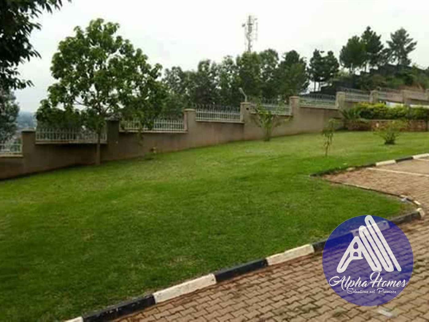 Semi Detached for rent in Mpererwe Wakiso