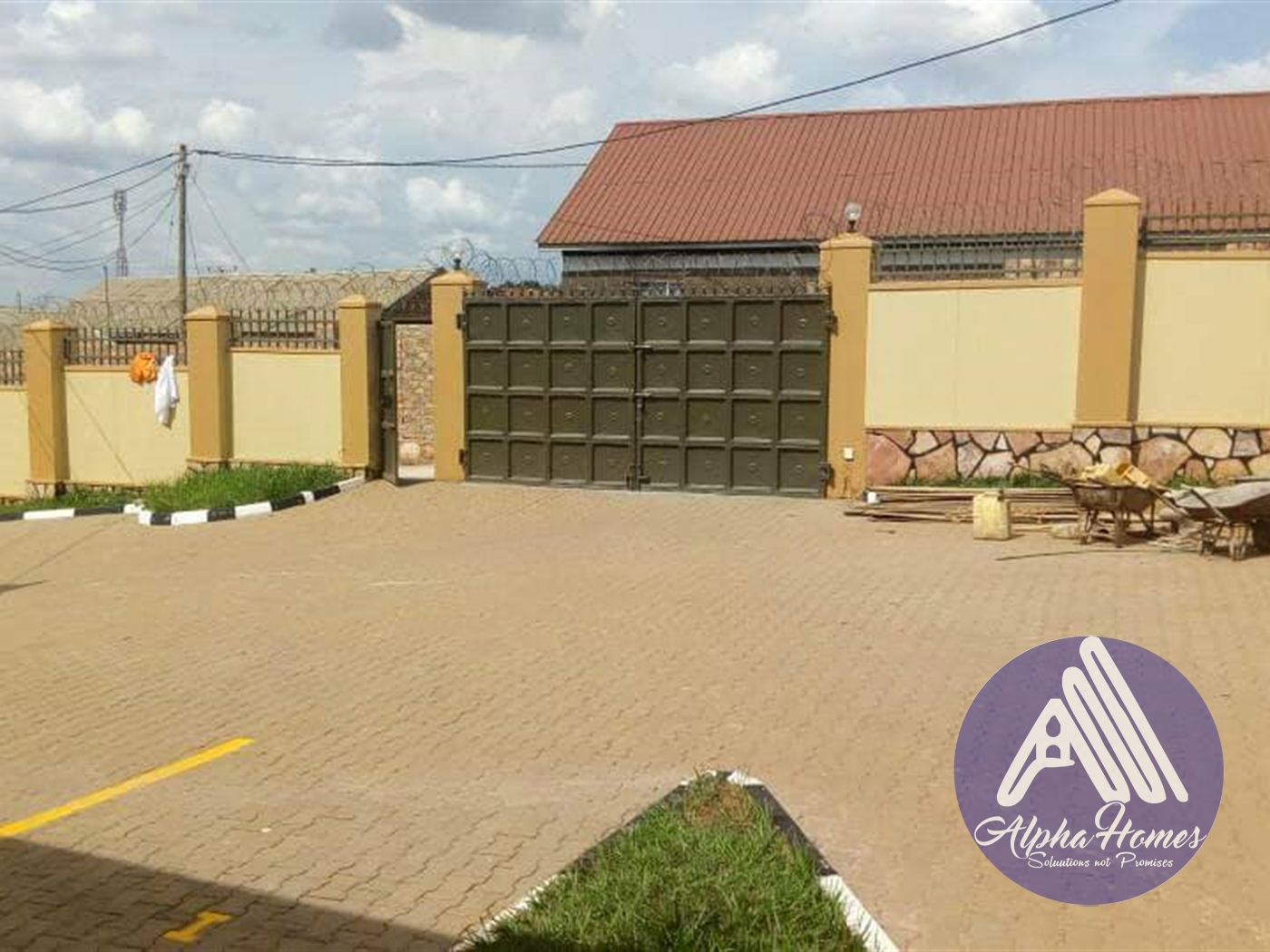 Semi Detached for rent in Mpererwe Wakiso