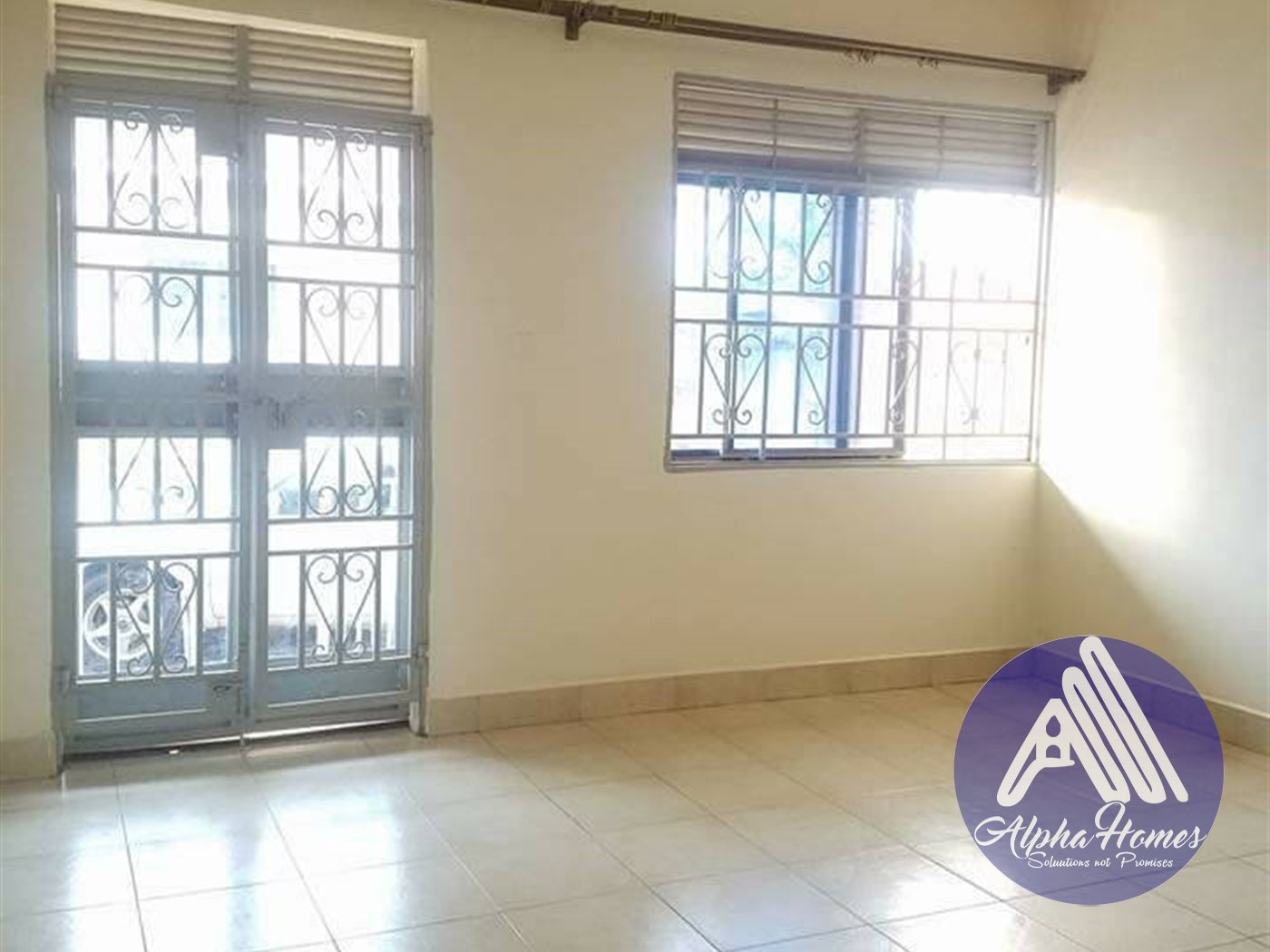 Semi Detached for rent in Kisaasi Kampala