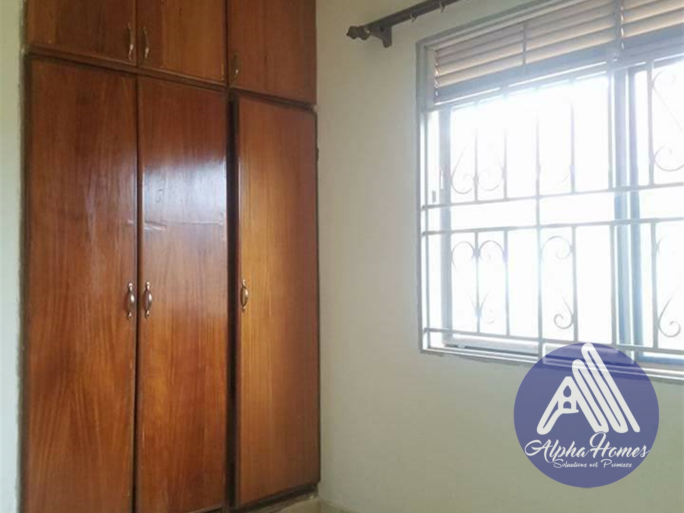 Semi Detached for rent in Kisaasi Kampala