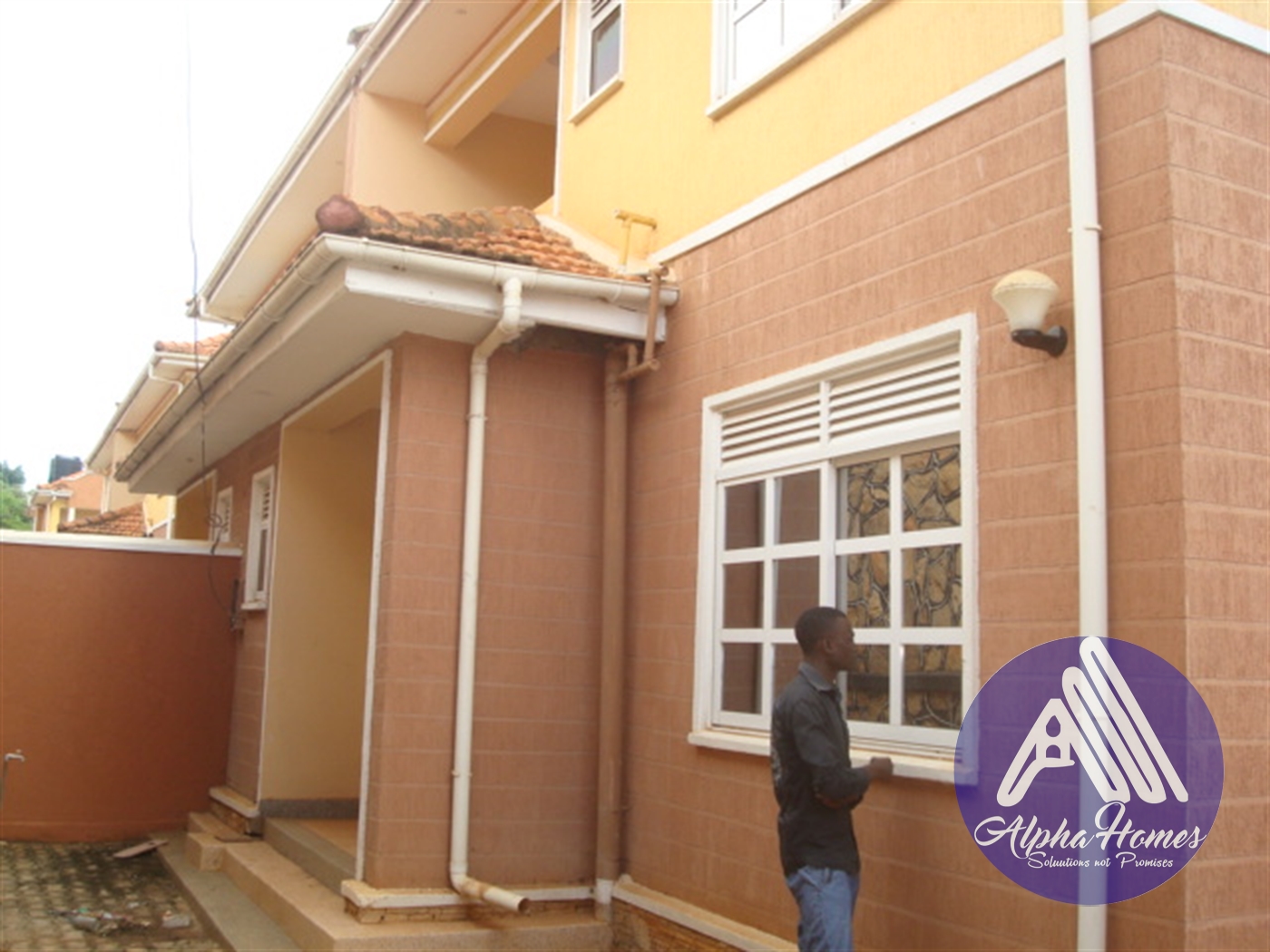 Duplex for rent in Naalya Kampala