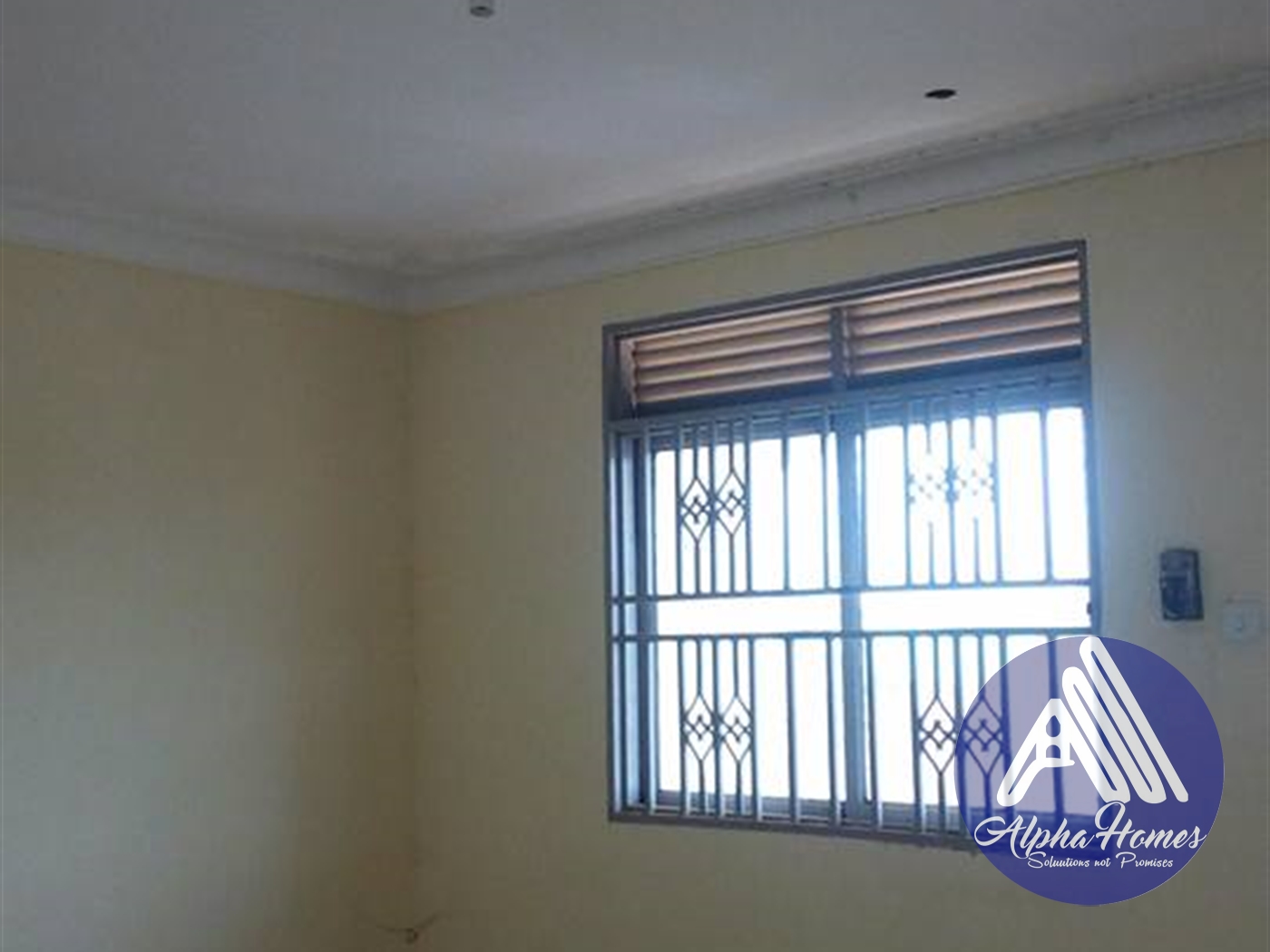 Semi Detached for rent in Bweyogerere Wakiso