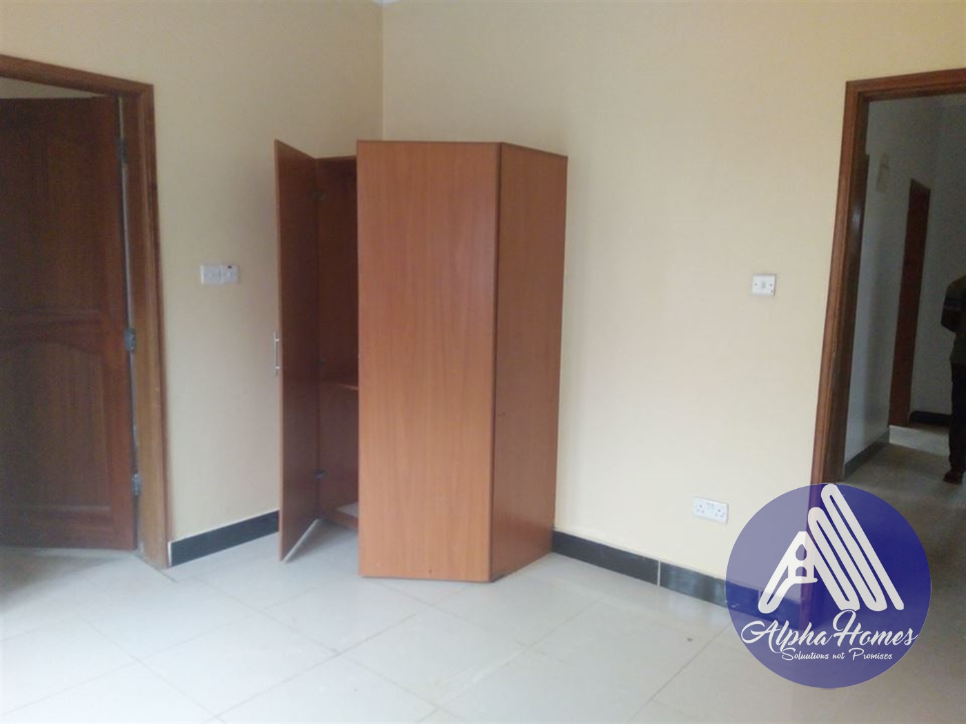 Semi Detached for rent in Kisaasi Kampala