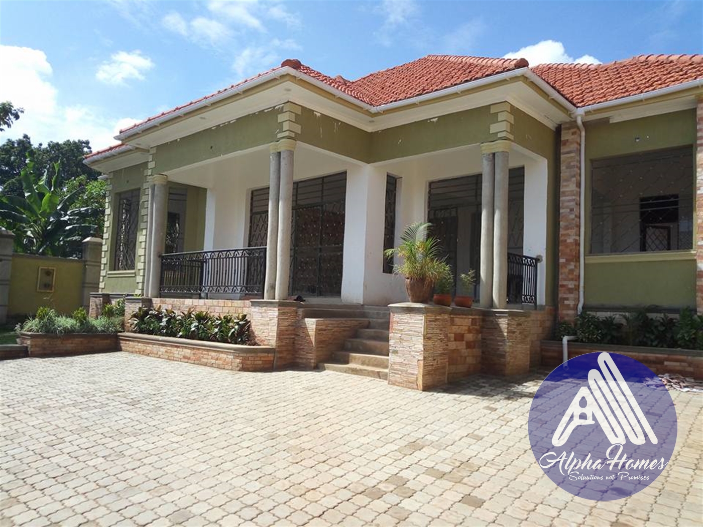 Bungalow for sale in Kira Wakiso