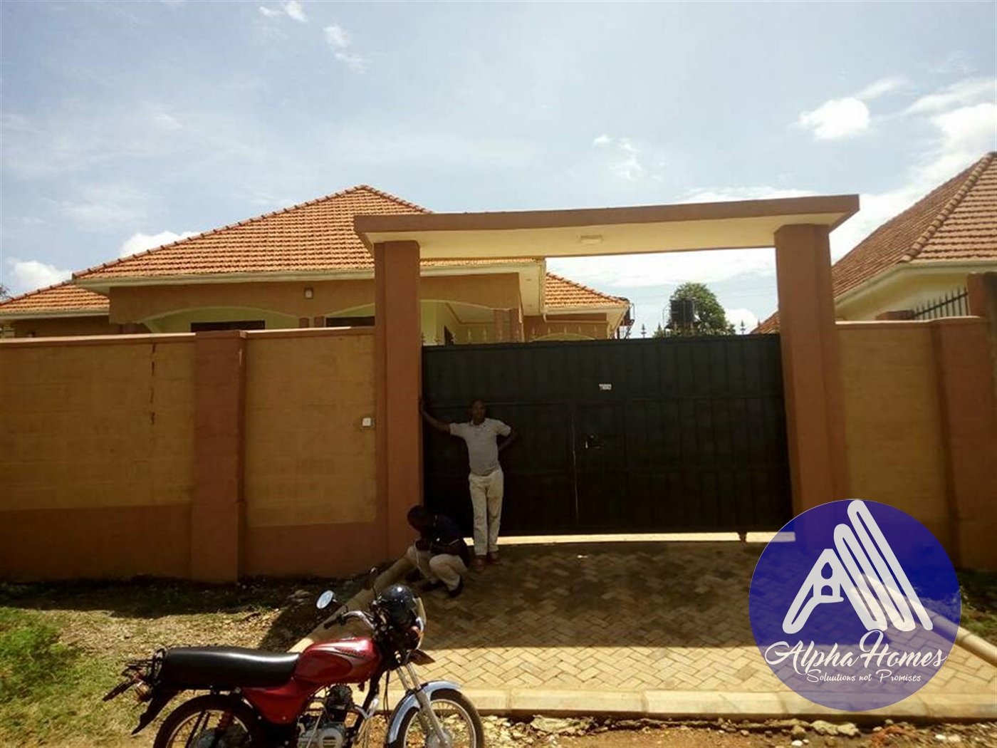 Semi Detached for sale in Kisaasi Kampala