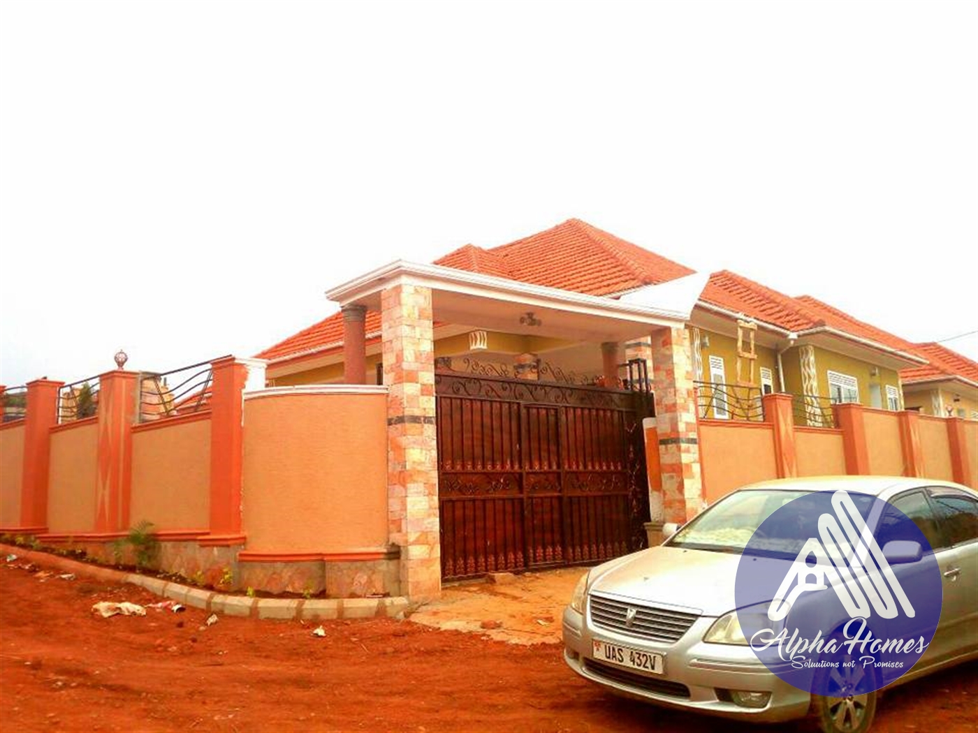 Bungalow for sale in Kitende Wakiso