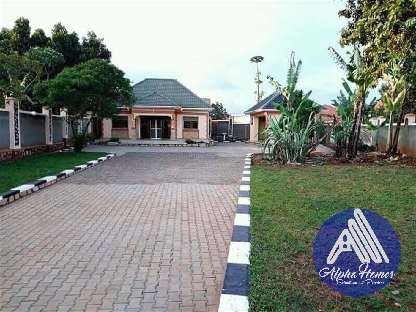 Bungalow for sale in Bweyogerere Wakiso