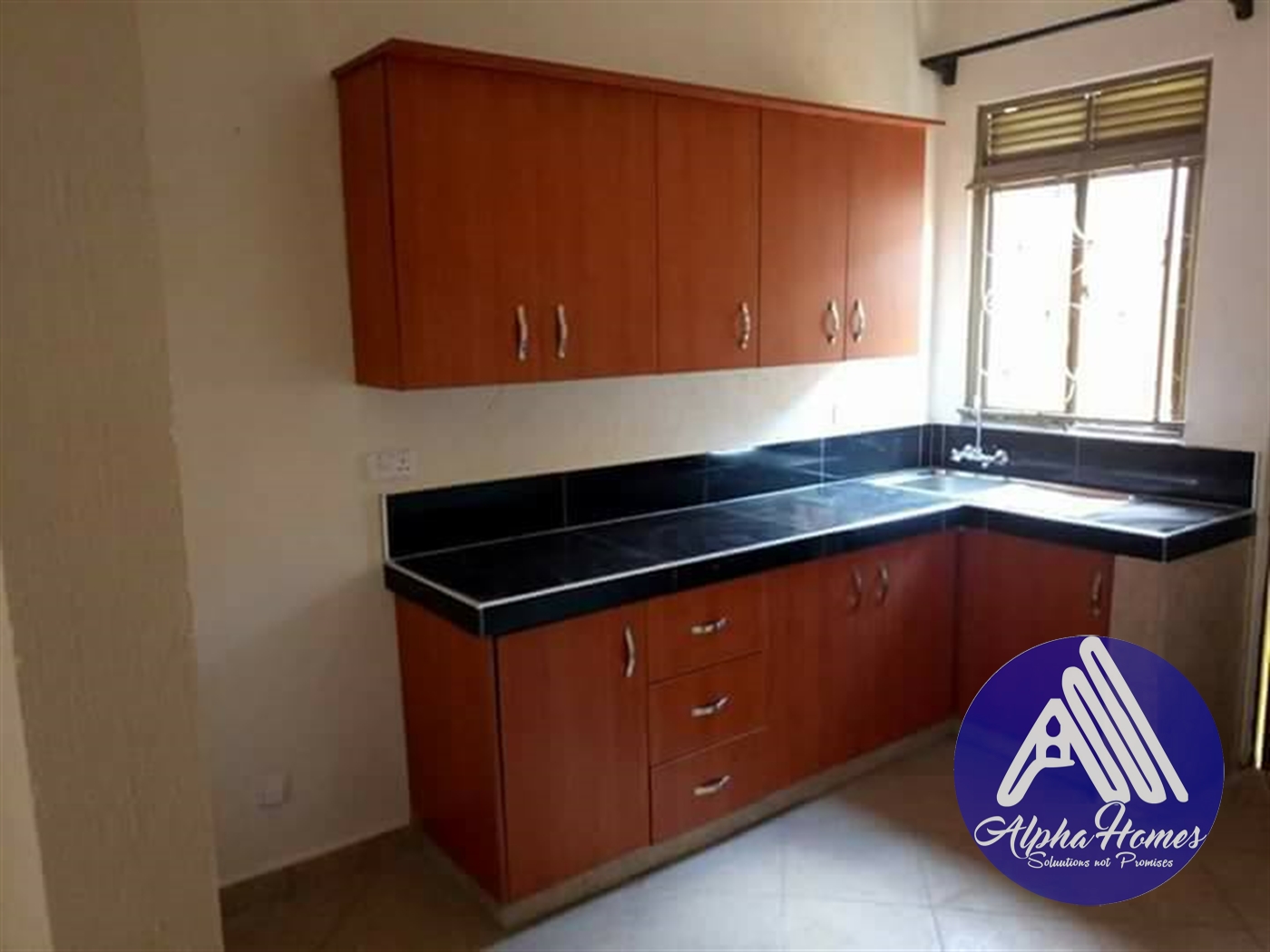 Semi Detached for rent in Kisaasi Kampala