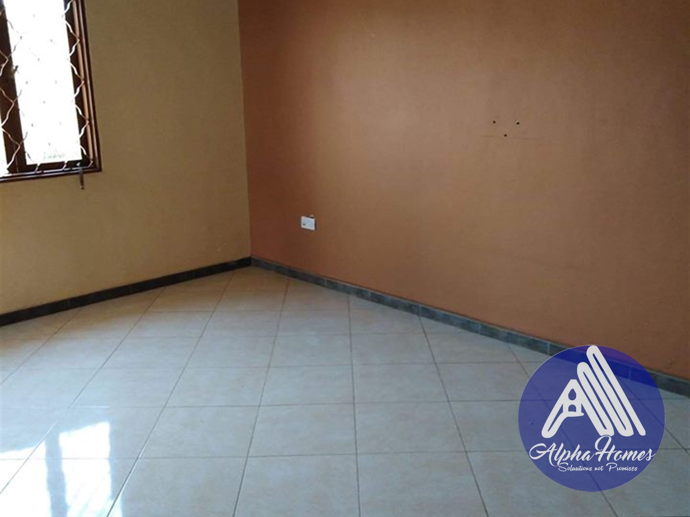 Semi Detached for rent in Kisaasi Kampala